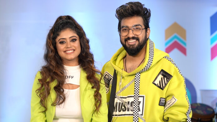 Sachet-Parampara’s New Year’s Eve Concert Turns Chaotic as Fans Mob Their Car in West Bengal