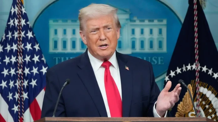 Trump Doubles Down on Greenland Push as Island Warns of Possible US Takeover | Explained