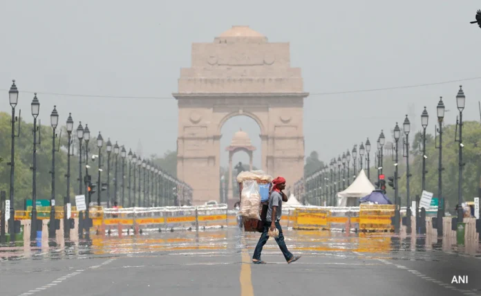 Heat And Haze: Delhi Records Warmest, Most Polluted February Since 2023