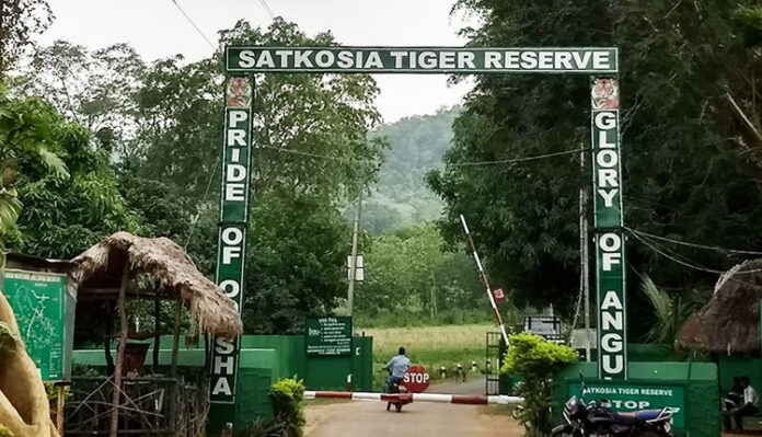 OHRC Orders High-Level Probe Into Satkosia Village Relocations; Halts Further Displacement