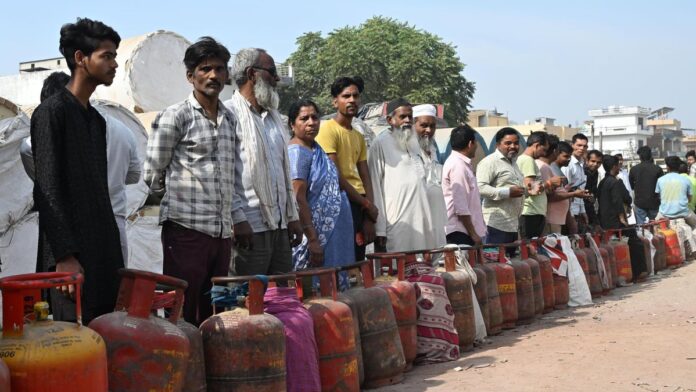 India LPG Update: Mandatory e-KYC Rollout Amid Regional Supply Crisis